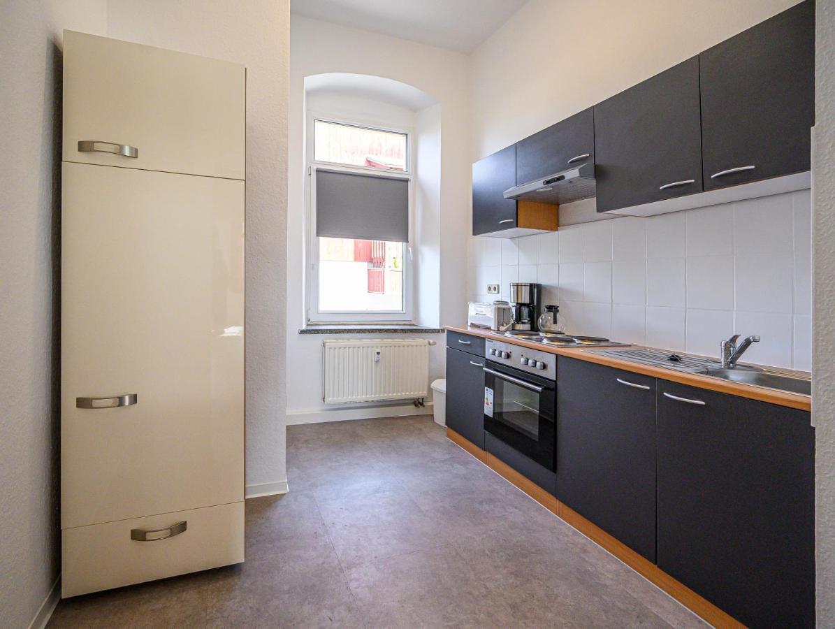 Kleine, Ruhig Gelegene Ferienwohnung In Plauen Exterior photo